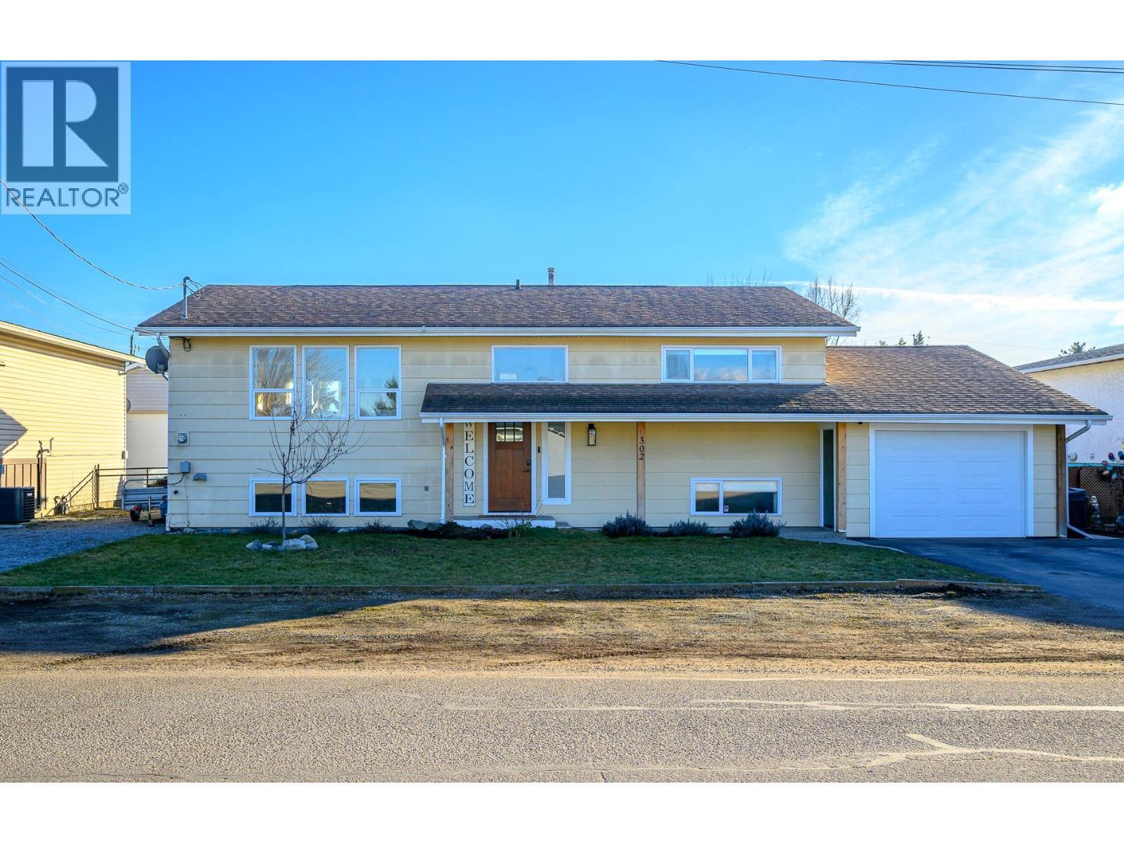 302 Bass Avenue, Enderby, BC - Outdoor