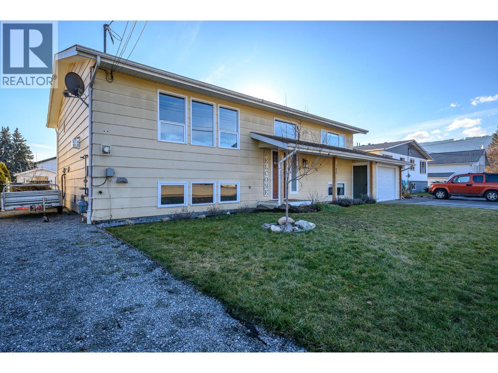 302 Bass Avenue, Enderby, BC - Outdoor