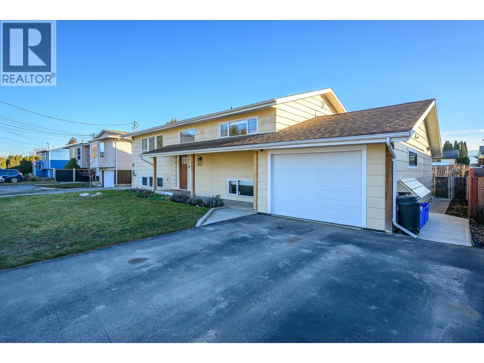302 Bass Avenue, Enderby, BC - Outdoor