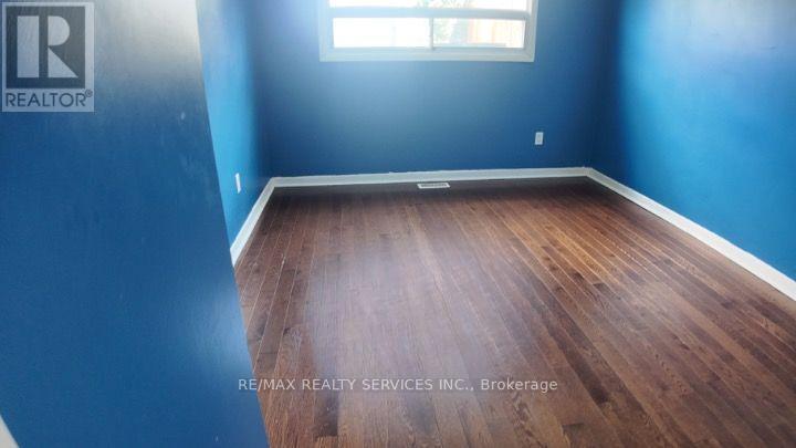 33 Bimini Crescent, Toronto, ON - Indoor Photo Showing Other Room