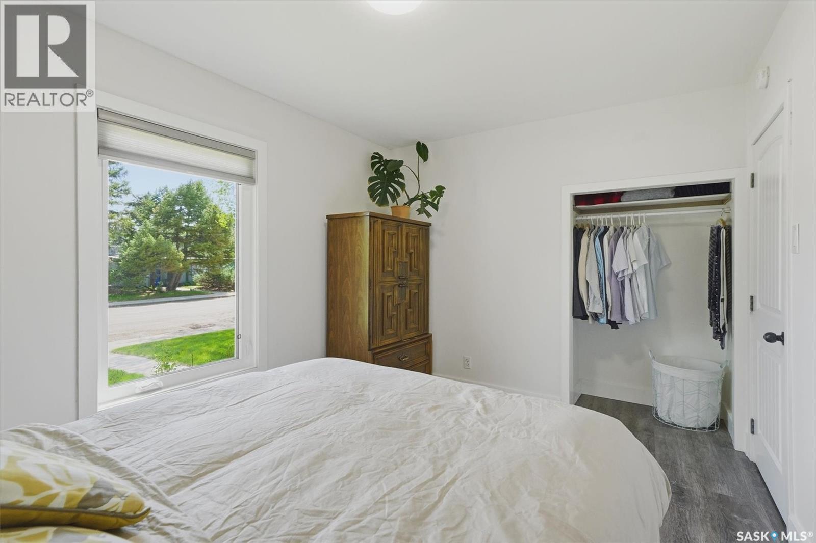 403 Willow Street E, Saskatoon, SK - Indoor Photo Showing Bedroom