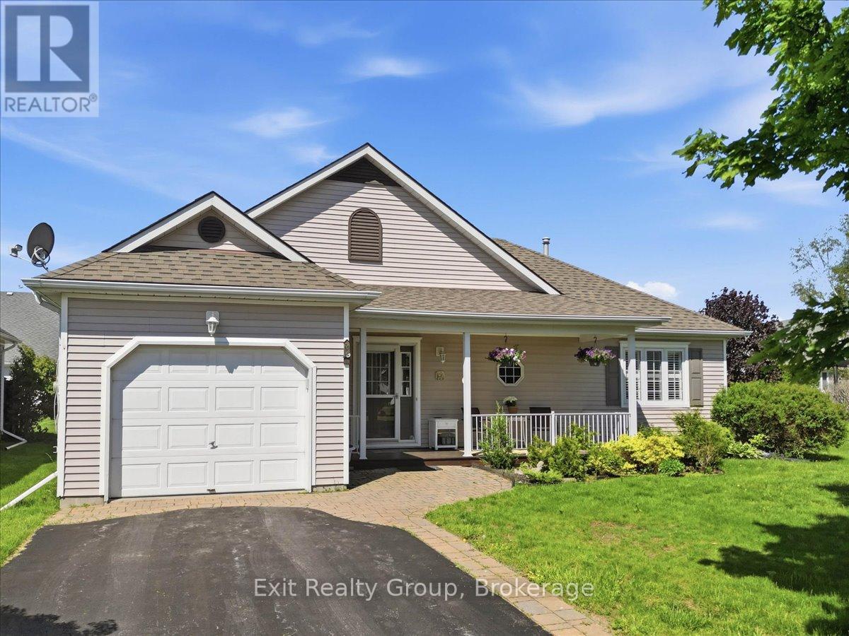 26 Lockwood Drive, Brighton, ON - Outdoor With Deck Patio Veranda