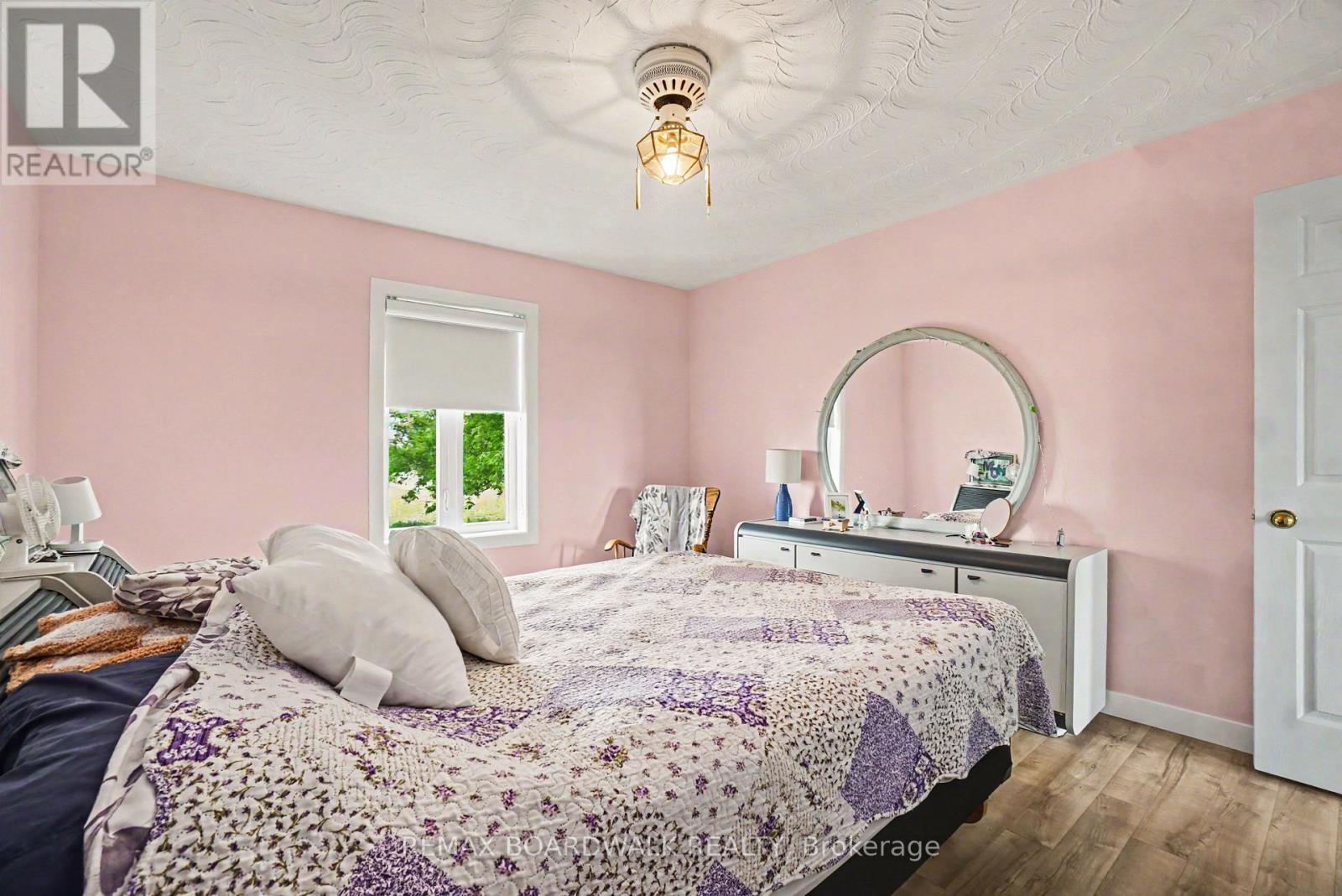 1525 Route 900 W, The Nation, ON - Indoor Photo Showing Bedroom