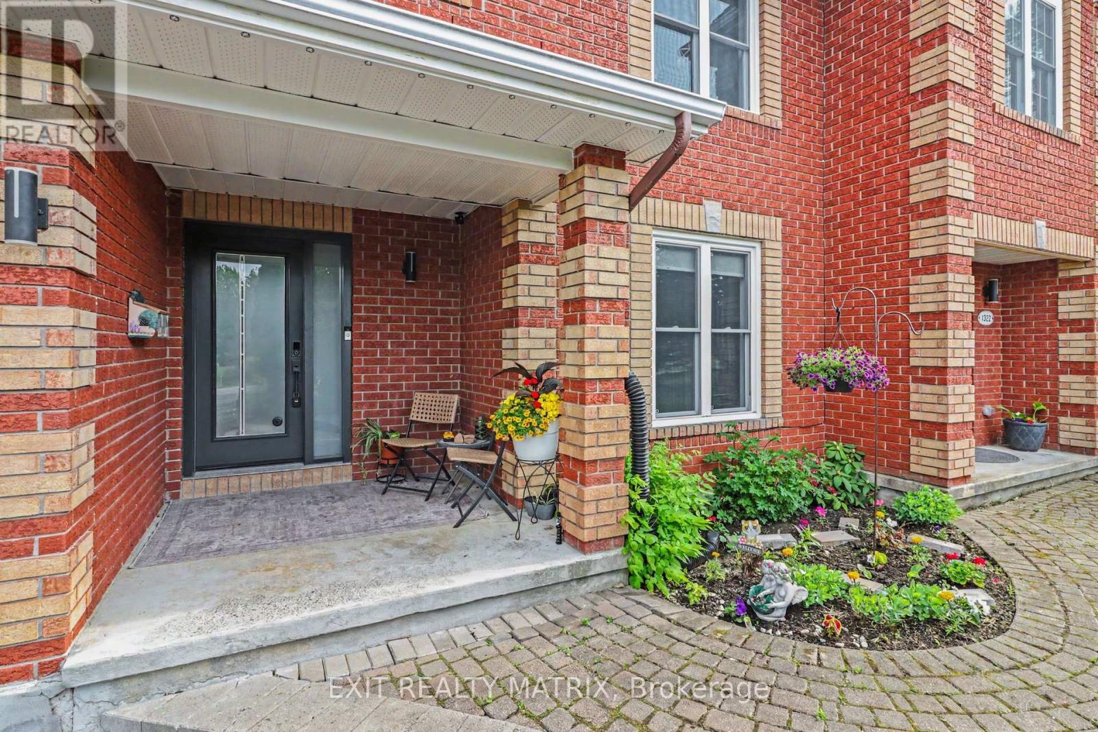 1322 Du Gouverneur Drive, Ottawa, ON - Outdoor With Exterior