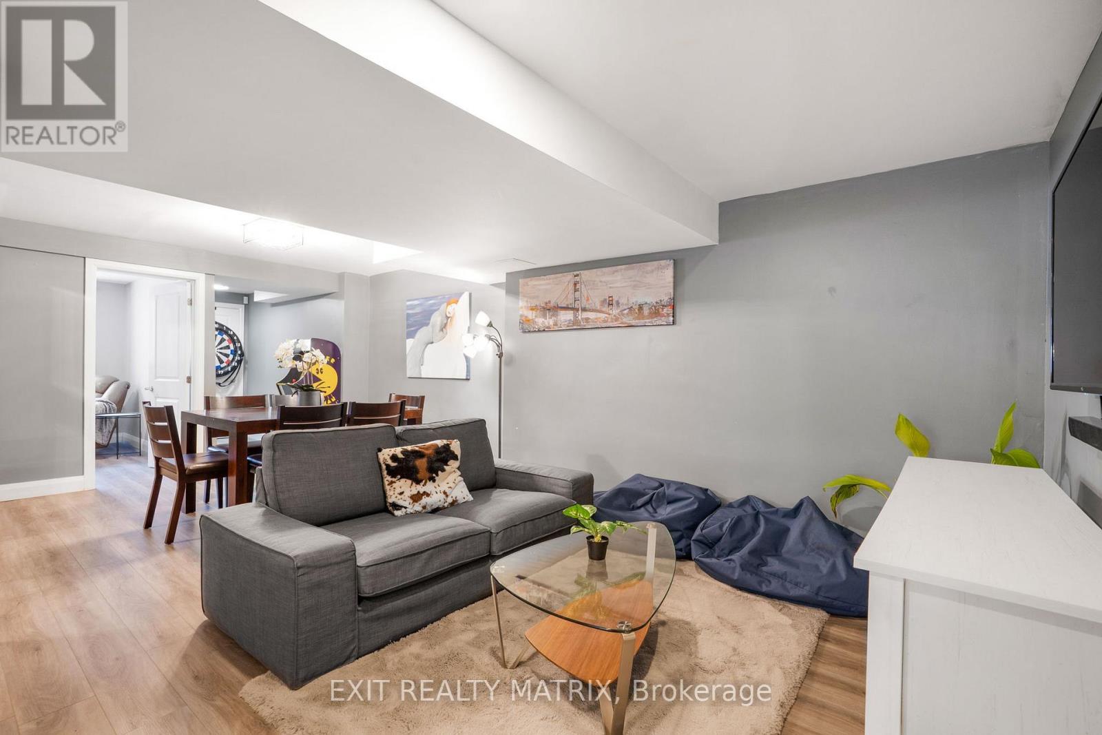 1322 Du Gouverneur Drive, Ottawa, ON - Indoor
