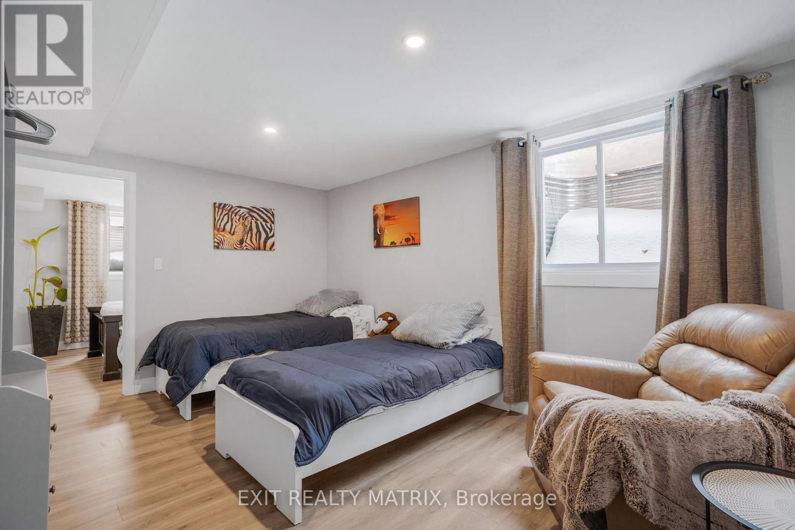 1322 Du Gouverneur Drive, Ottawa, ON - Indoor Photo Showing Bedroom