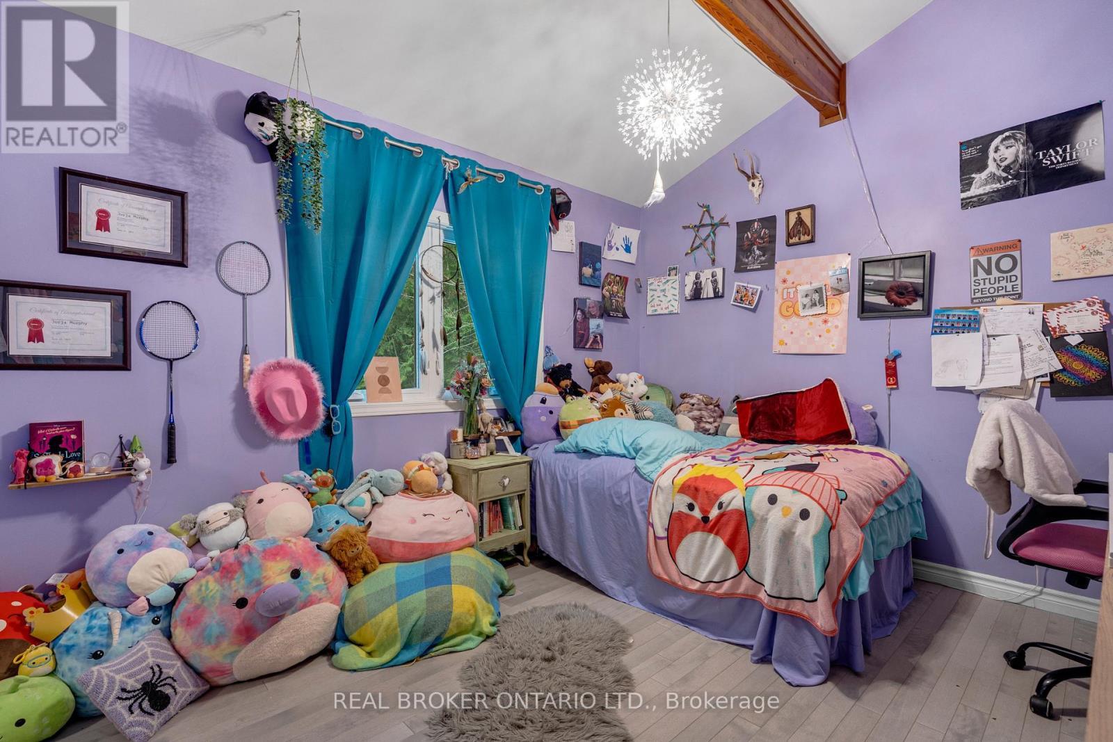 1 Woodland Drive, Mcnab/Braeside, ON - Indoor Photo Showing Bedroom