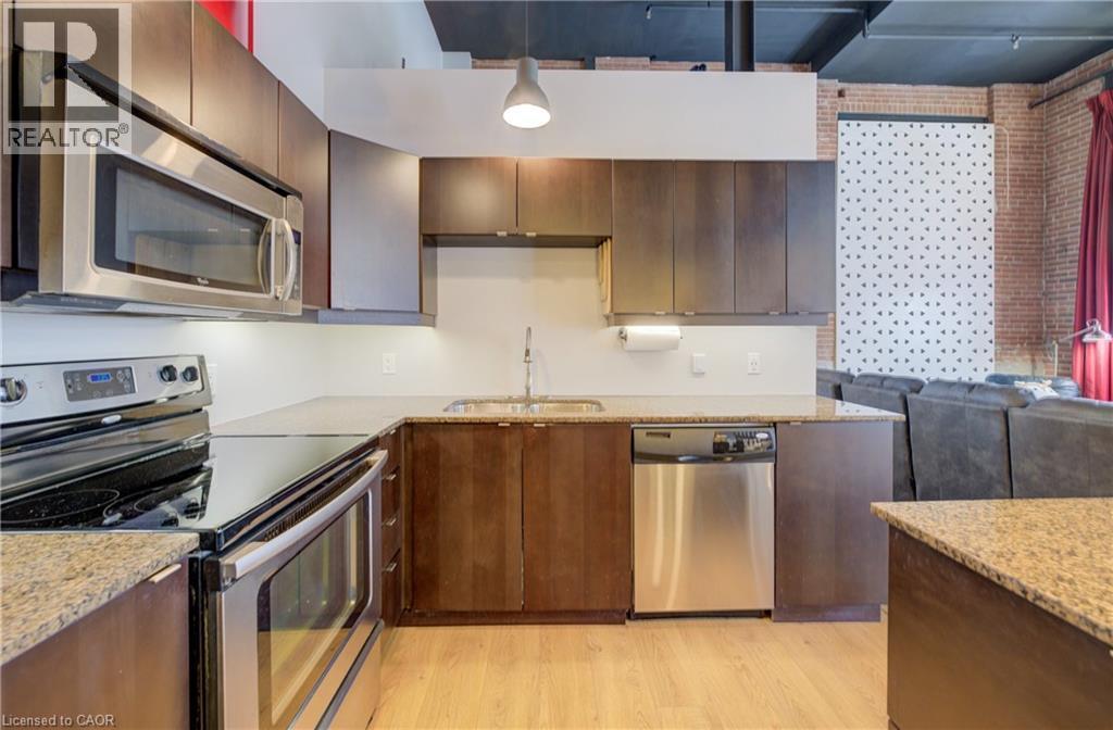 85 Spruce Street Unit# 112, Cambridge, ON - Indoor Photo Showing Kitchen With Stainless Steel Kitchen With Upgraded Kitchen