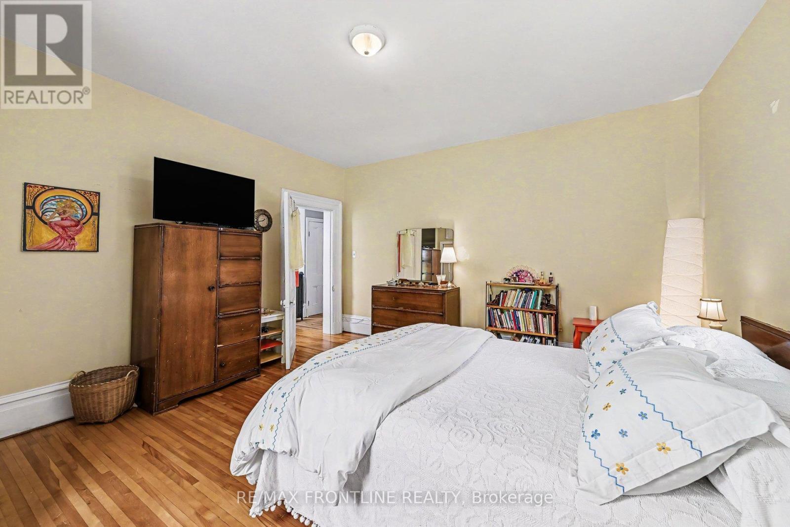 5 D'Arcy Street, Perth, ON - Indoor Photo Showing Bedroom