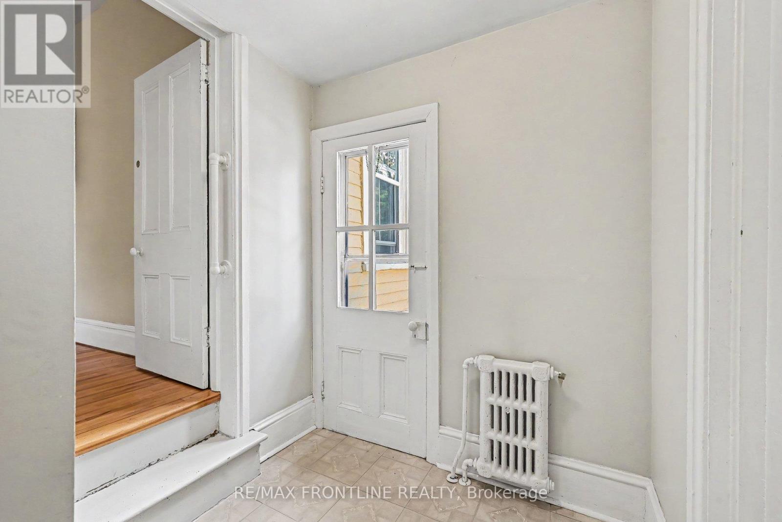 5 D'Arcy Street, Perth, ON - Indoor Photo Showing Other Room