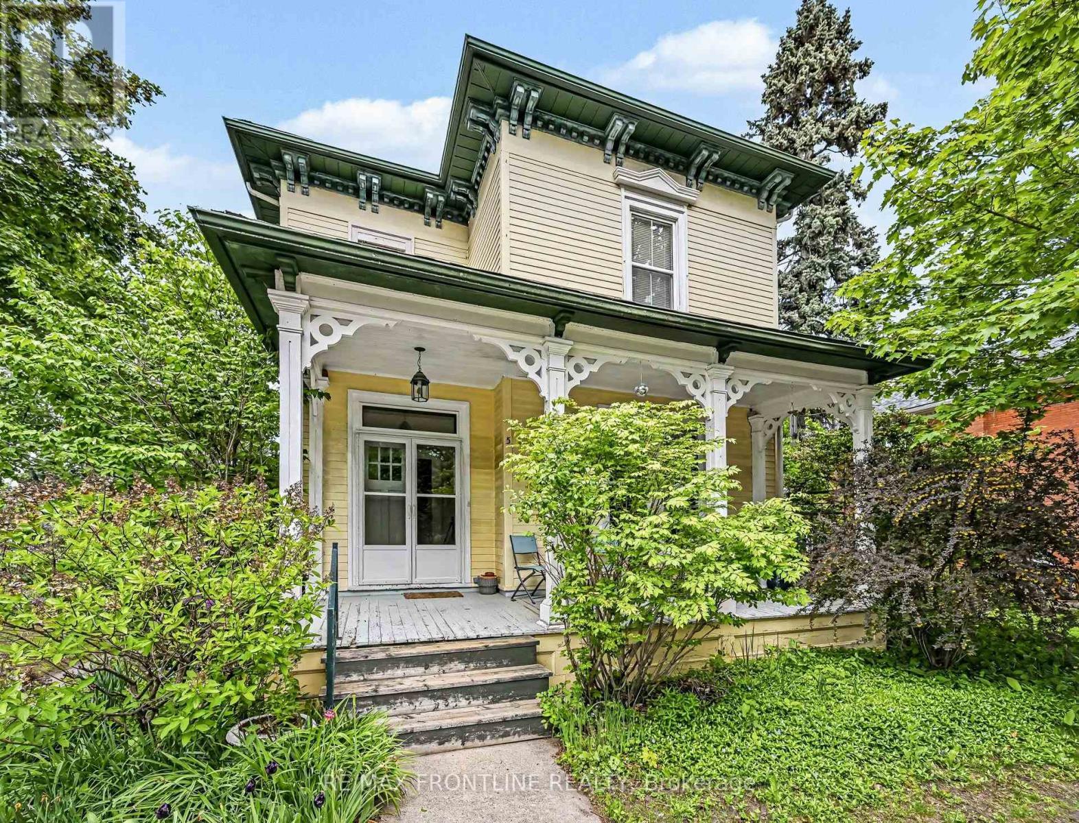5 D'Arcy Street, Perth, ON - Outdoor