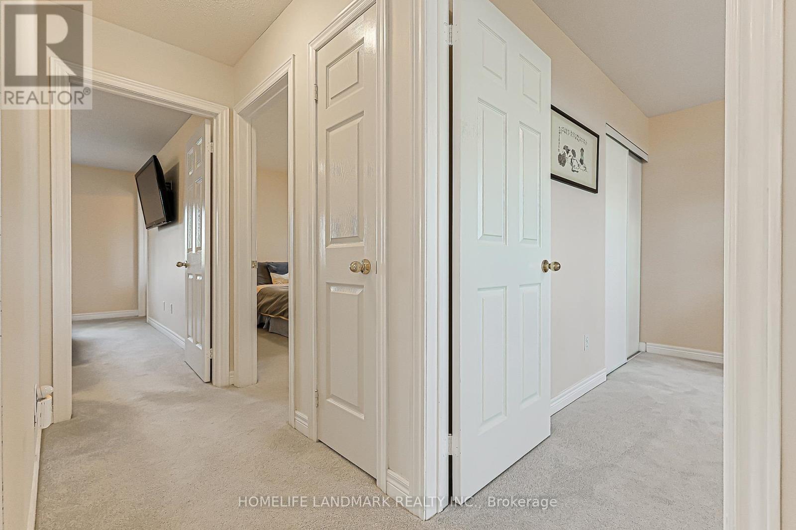 81 Eastpine Drive, Markham, ON - Indoor Photo Showing Other Room
