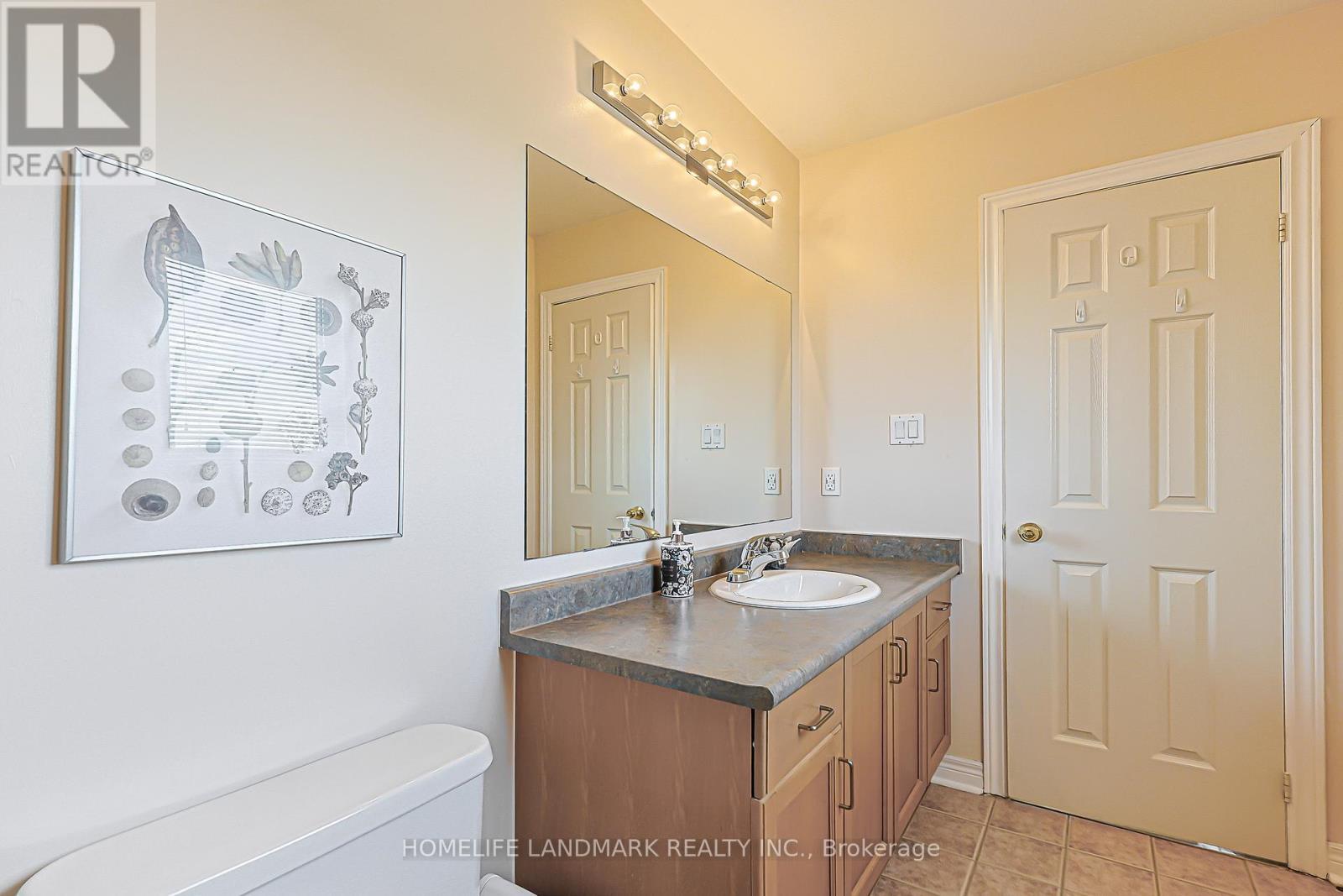 81 Eastpine Drive, Markham, ON - Indoor Photo Showing Bathroom