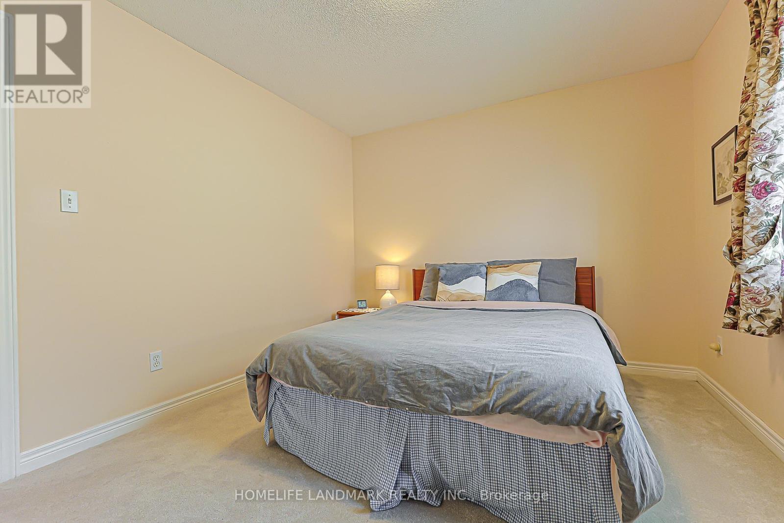 81 Eastpine Drive, Markham, ON - Indoor Photo Showing Bedroom