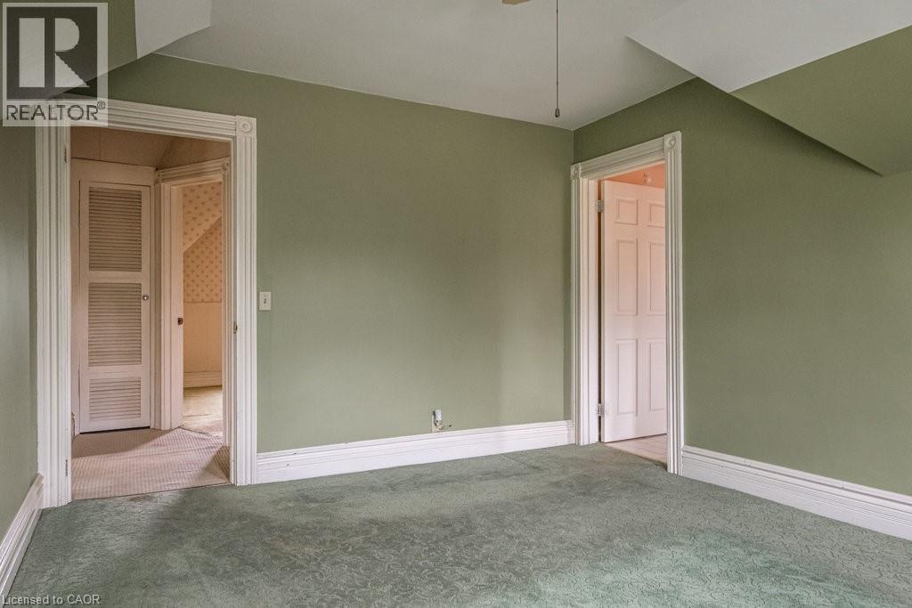 95-97 S Fairholt Road S, Hamilton, ON - Indoor Photo Showing Other Room