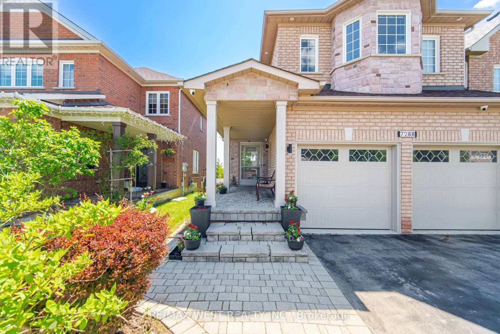 7288 Zinnia Place, Mississauga, ON - Outdoor