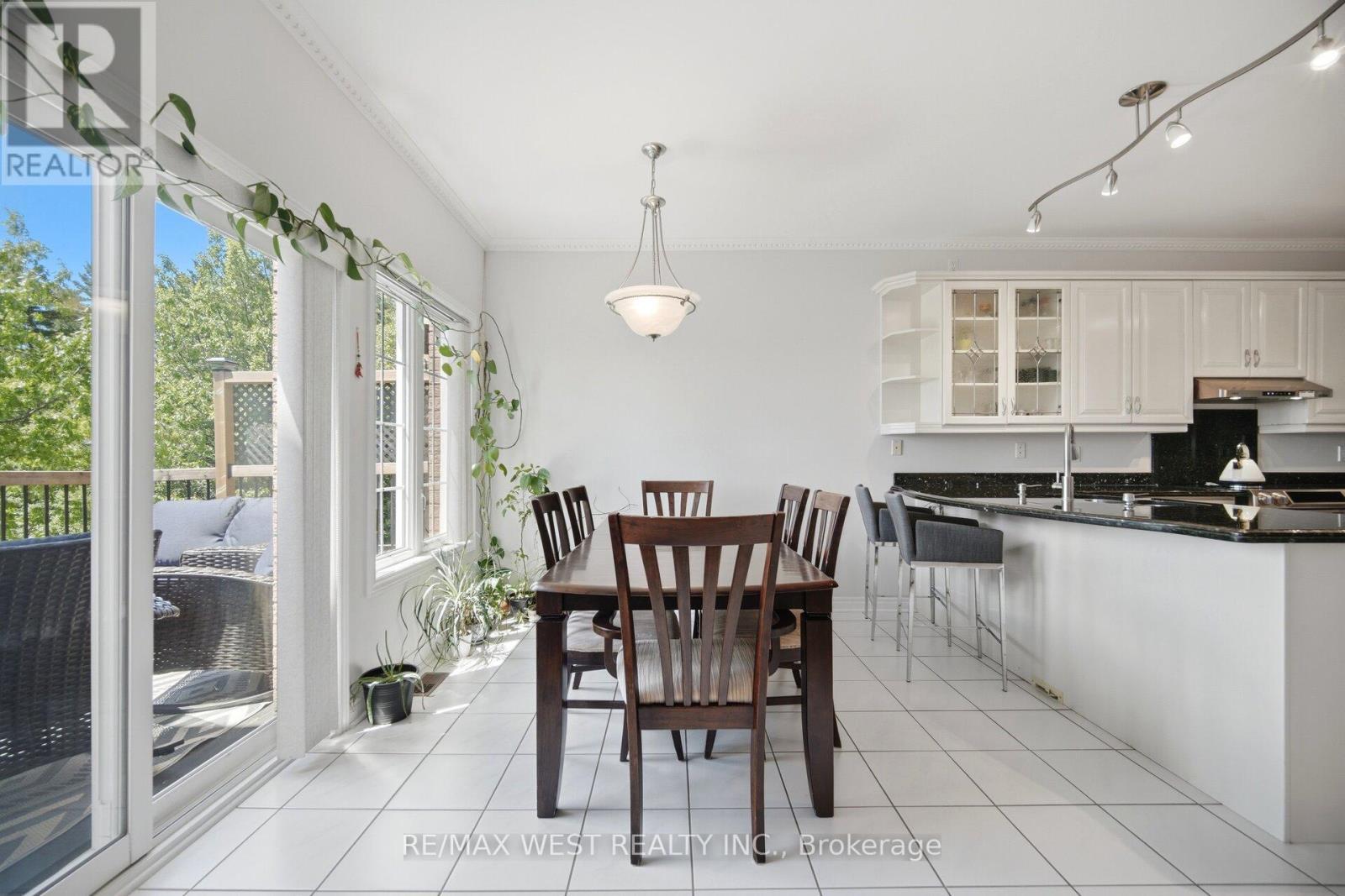 7288 Zinnia Place, Mississauga, ON - Indoor