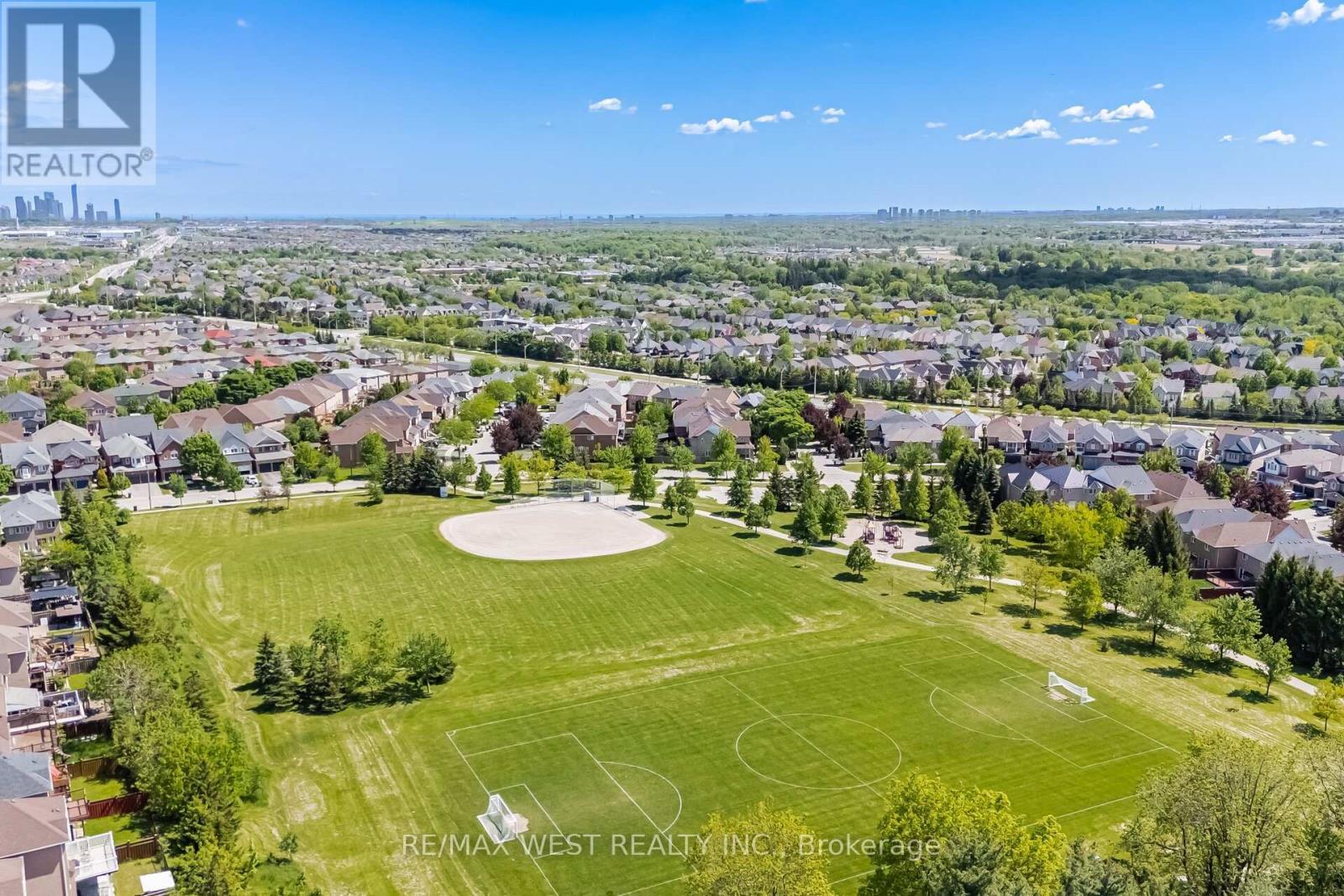 7288 Zinnia Place, Mississauga, ON - Outdoor With View
