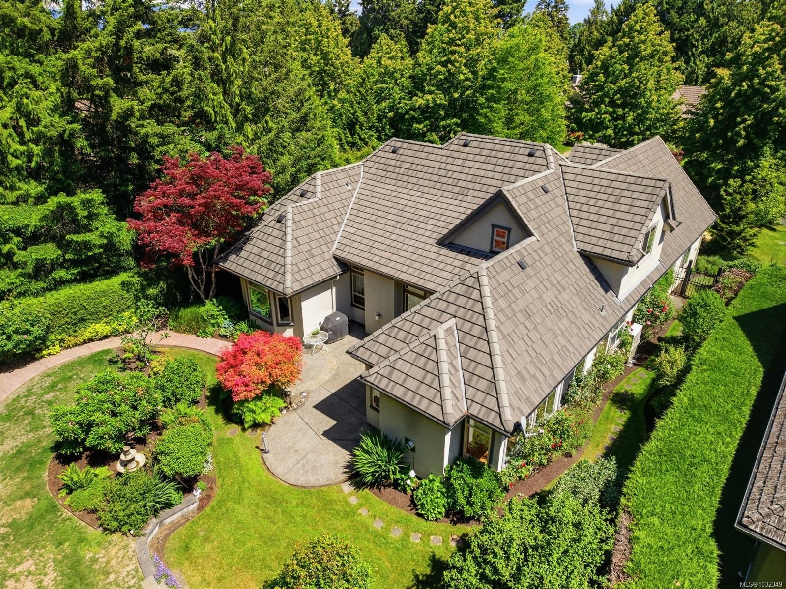 391 Park Ridge Pl, Qualicum Beach, BC