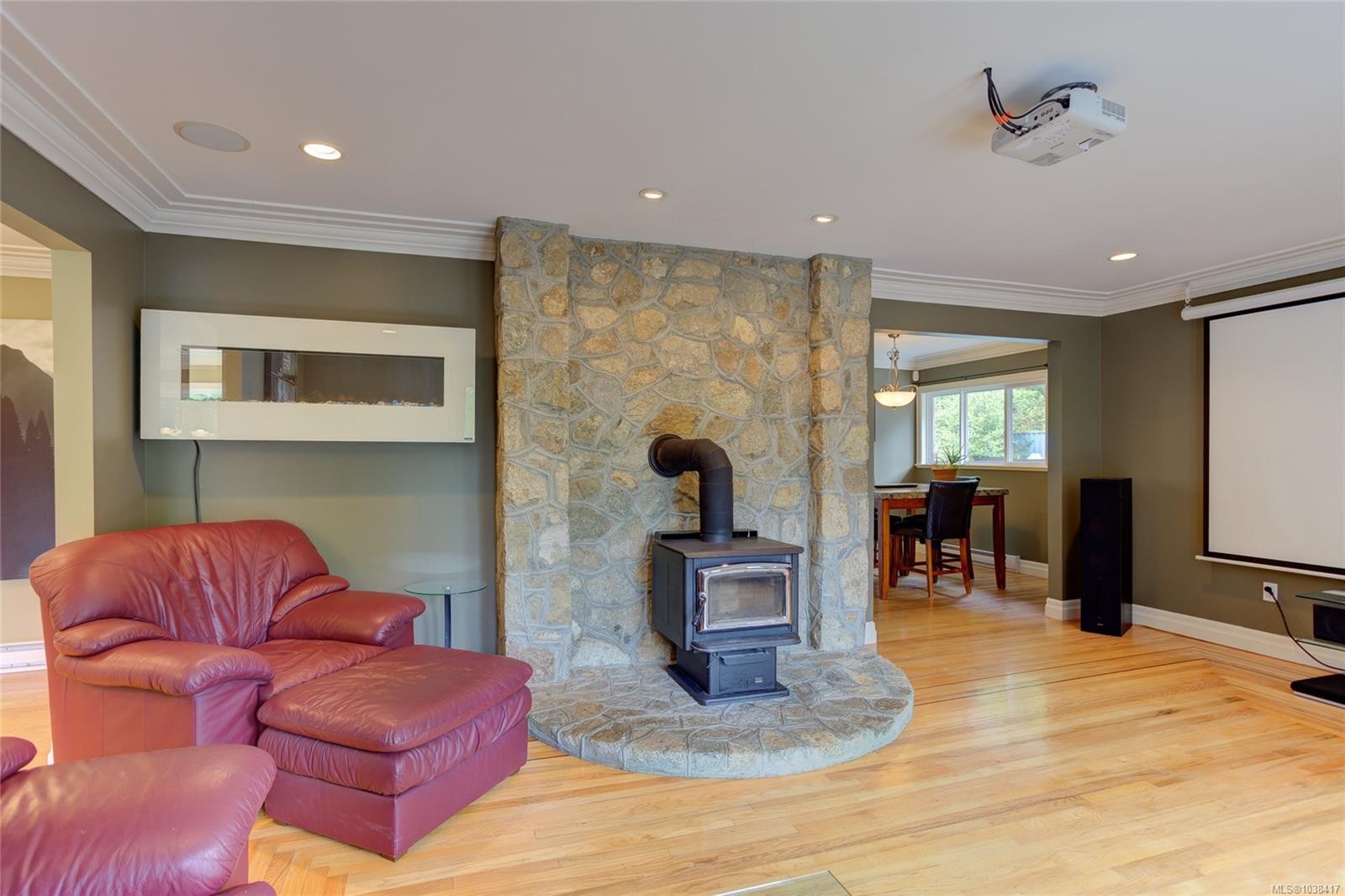 8136 Miracle Close, Youbou, BC