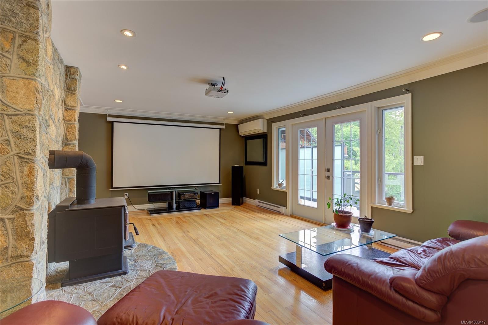 8136 Miracle Close, Youbou, BC