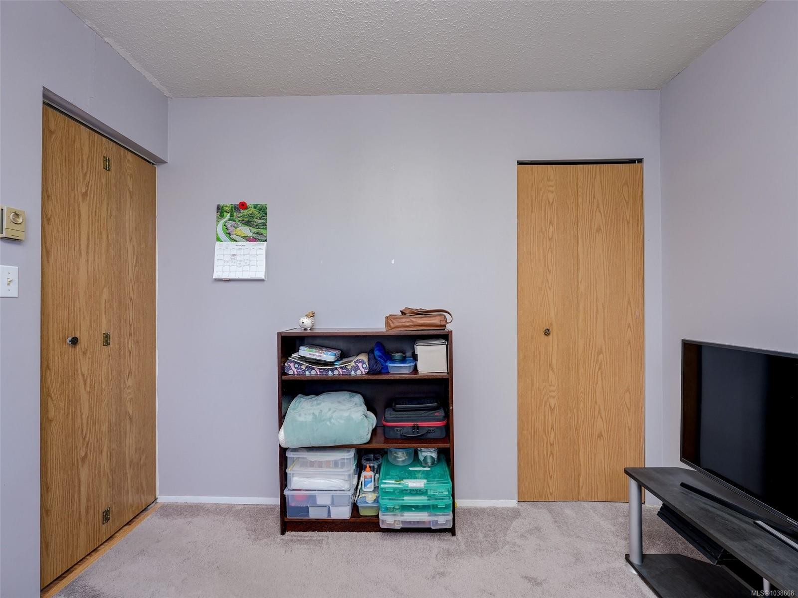 #406-3258 Alder St, Saanich, BC - Indoor