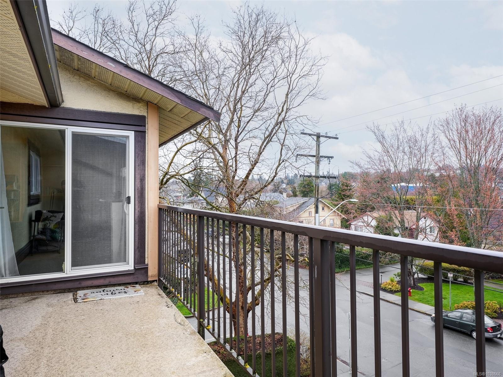 #406-3258 Alder St, Saanich, BC - Outdoor With Balcony With Exterior