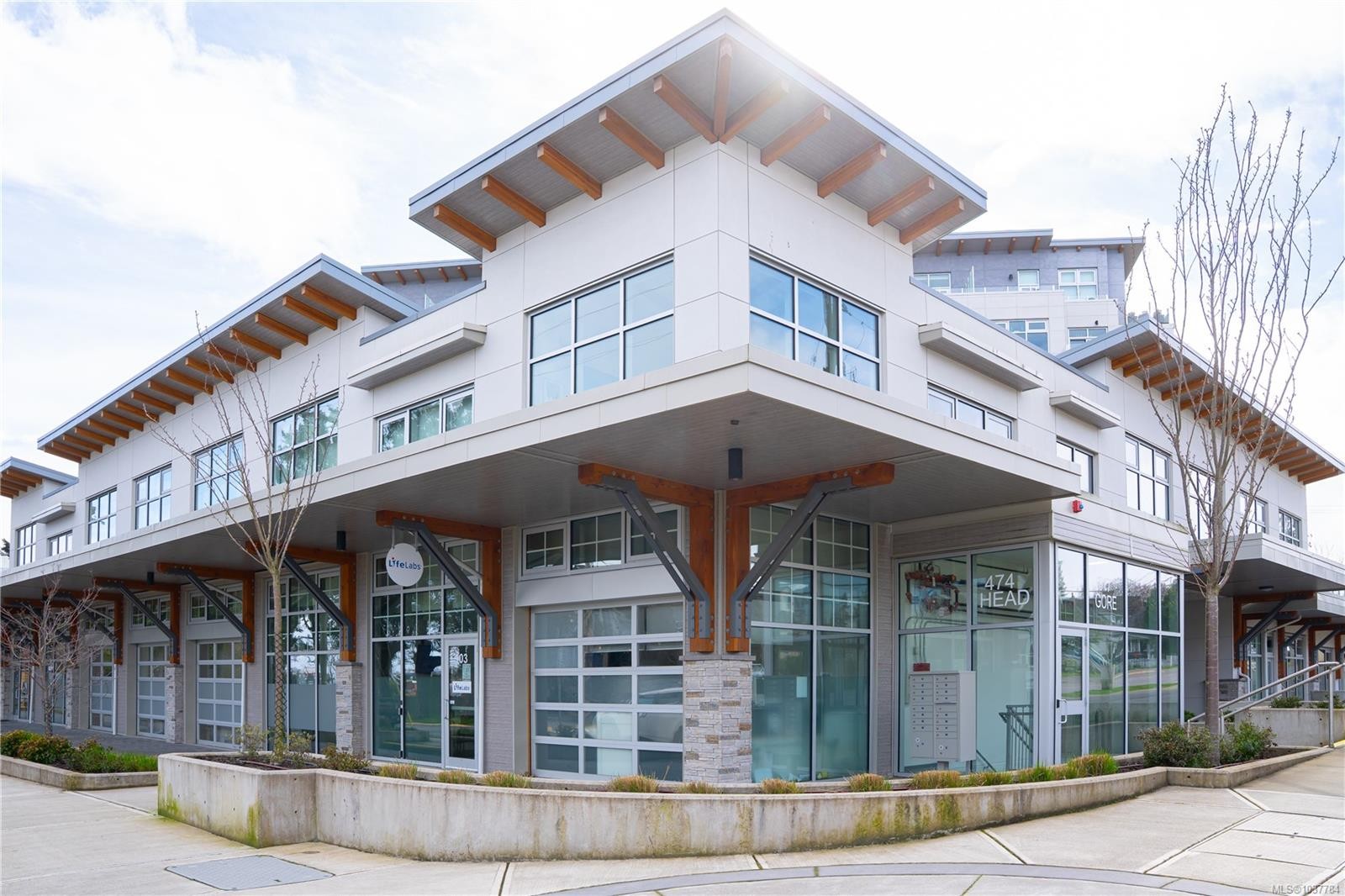 #408-916 Lyall St, Esquimalt, BC - Outdoor With Balcony