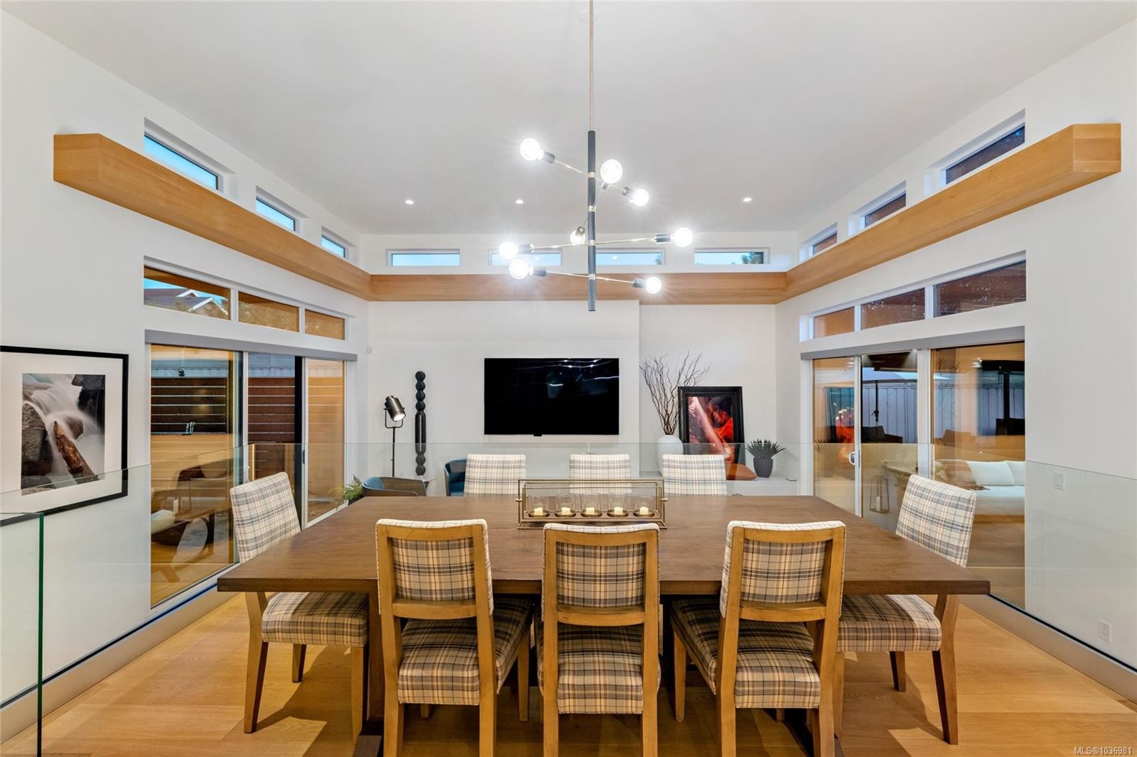 330 Irving Rd, Victoria, BC