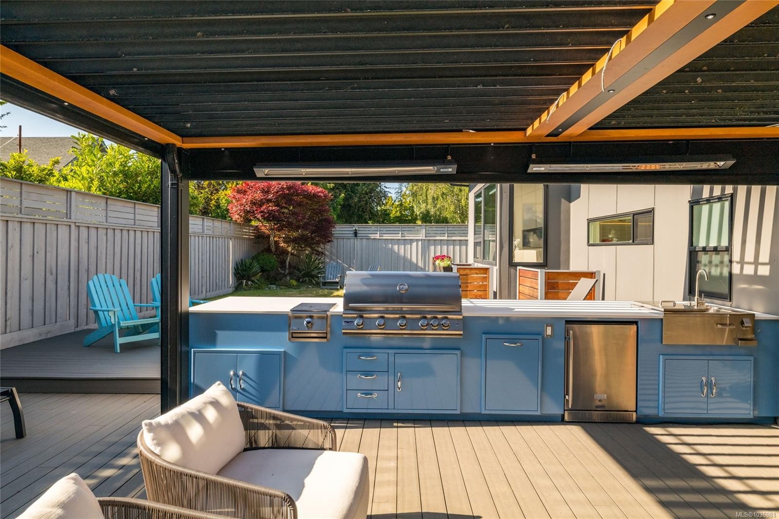 330 Irving Rd, Victoria, BC