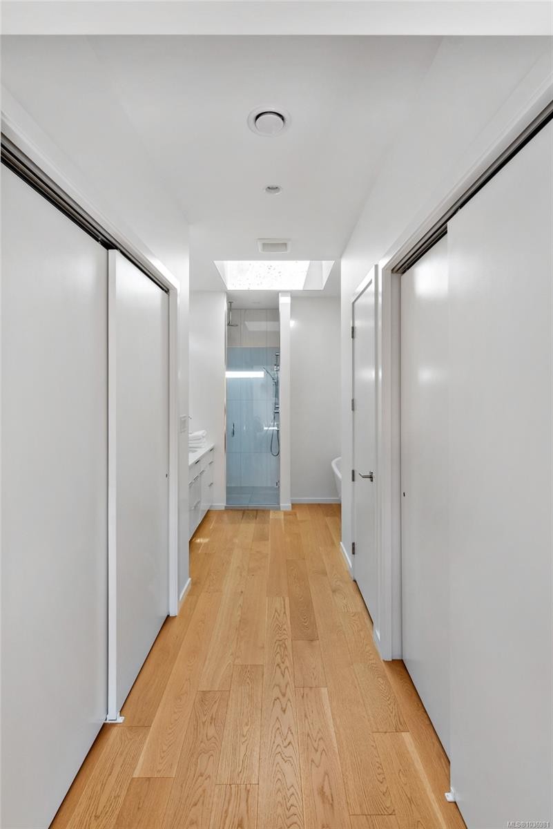 330 Irving Rd, Victoria, BC