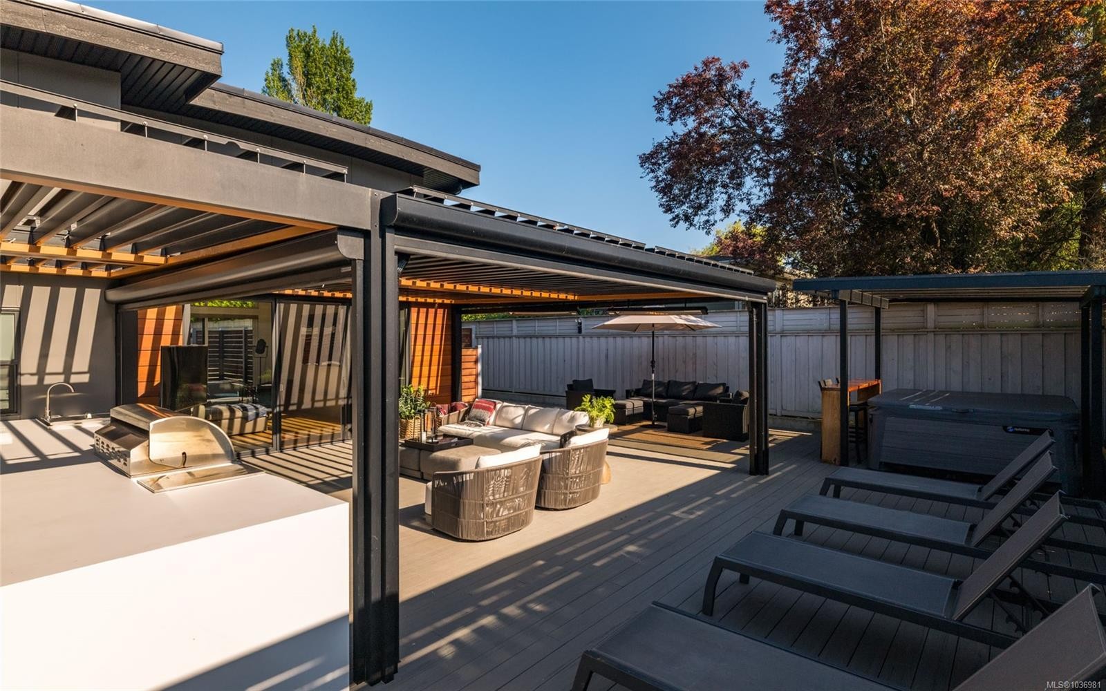 330 Irving Rd, Victoria, BC