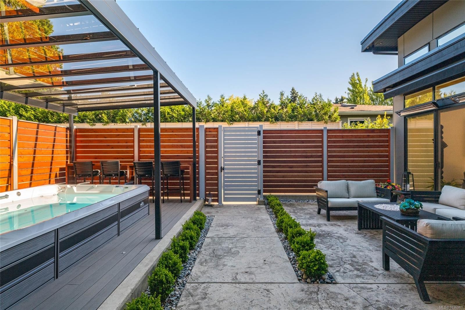 330 Irving Rd, Victoria, BC