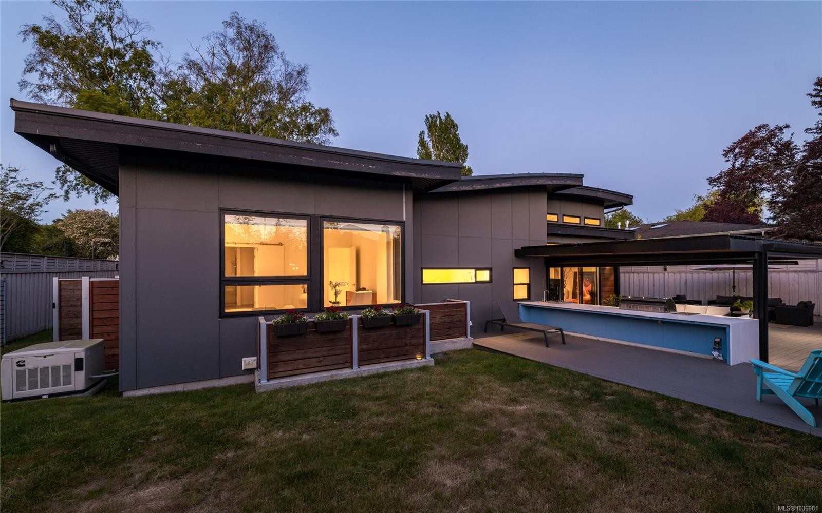 330 Irving Rd, Victoria, BC