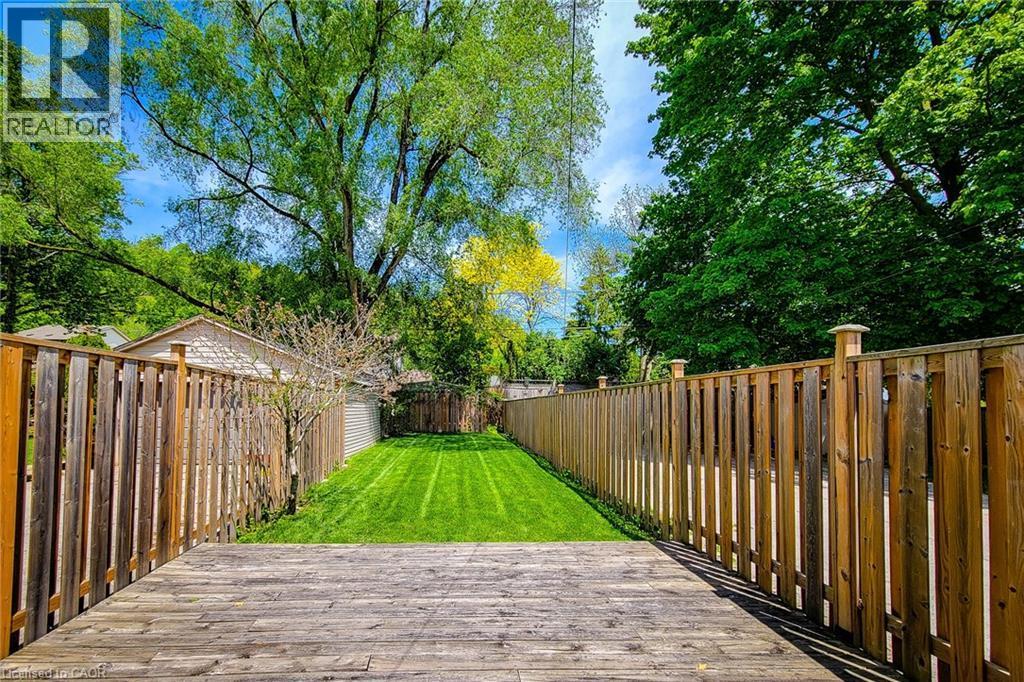 319 King Street W, Dundas, ON - Outdoor