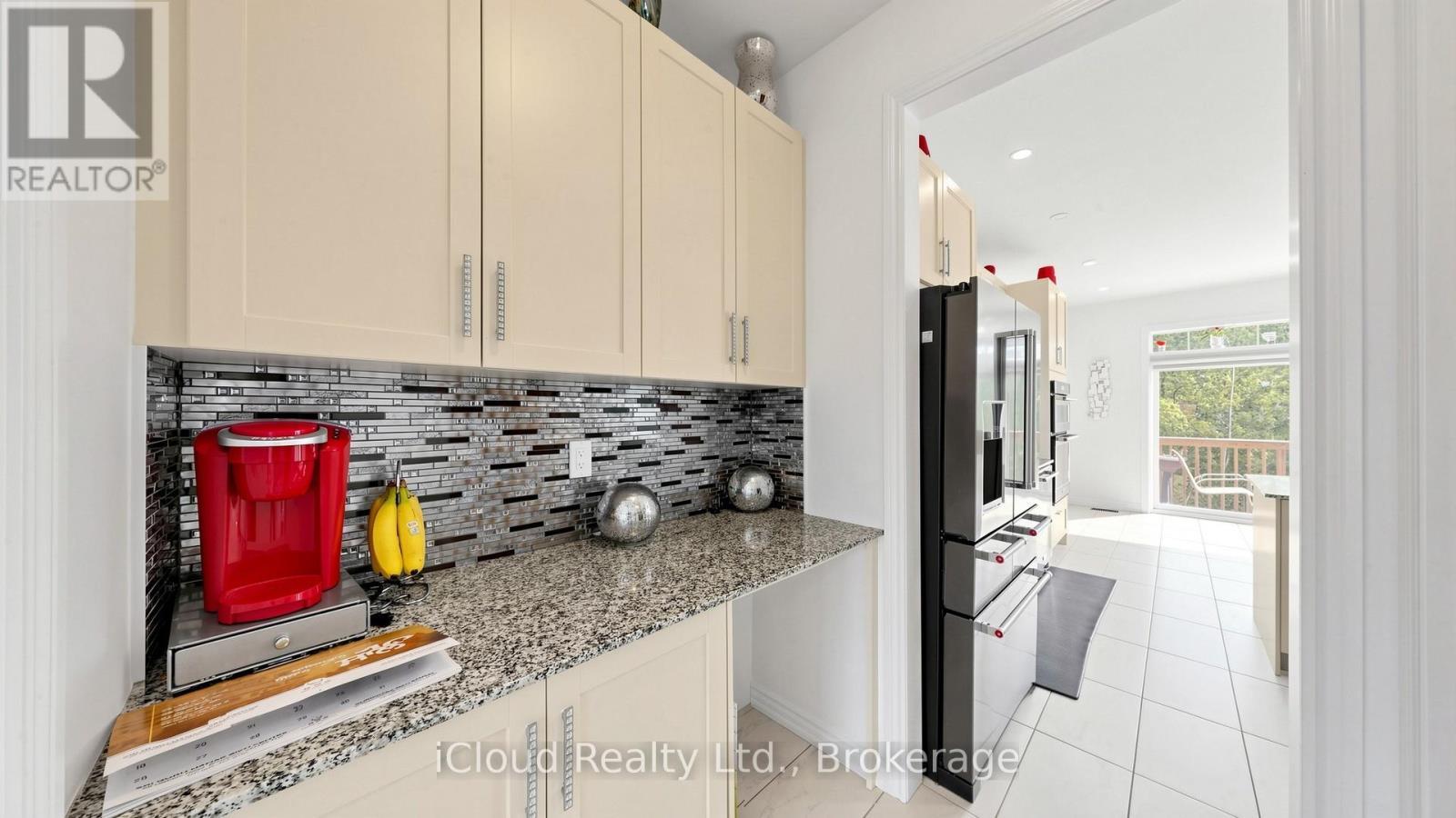 193 Thornbush Boulevard E, Brampton, ON - Indoor Photo Showing Other Room