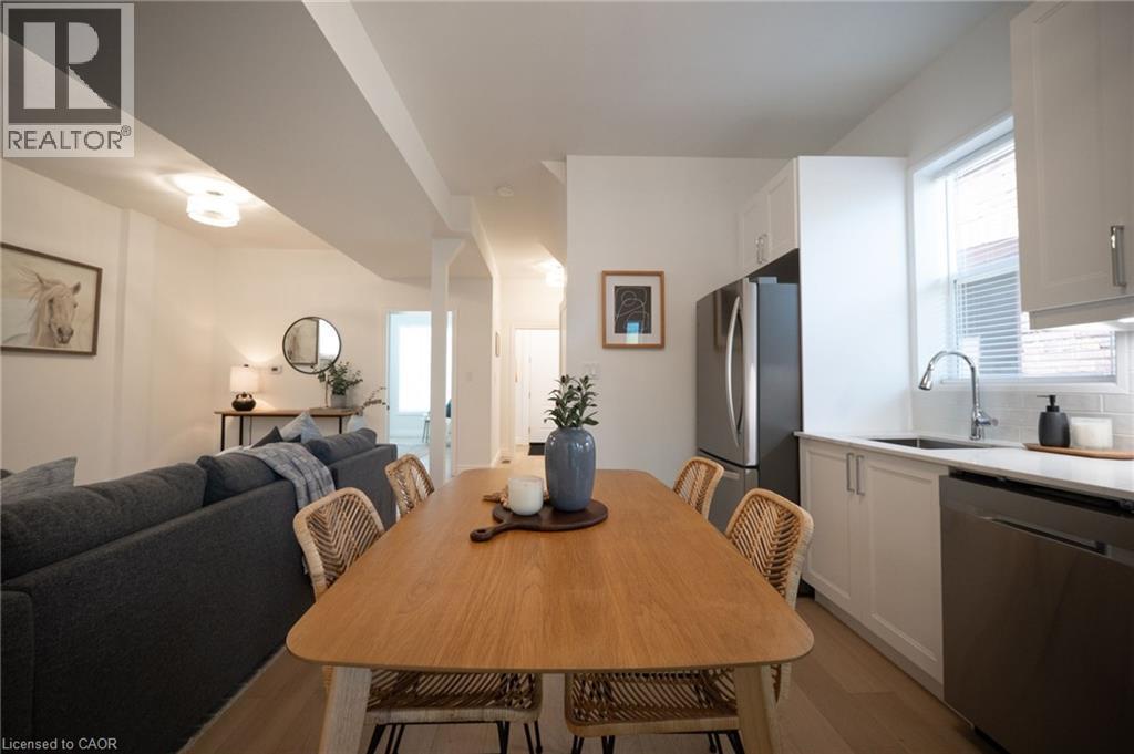 295 Locke Street S, Hamilton, ON - Indoor Photo Showing Dining Room