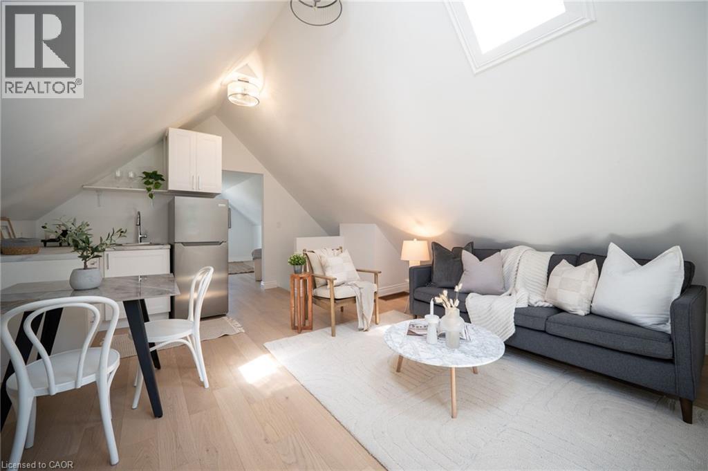 295 Locke Street S, Hamilton, ON - Indoor