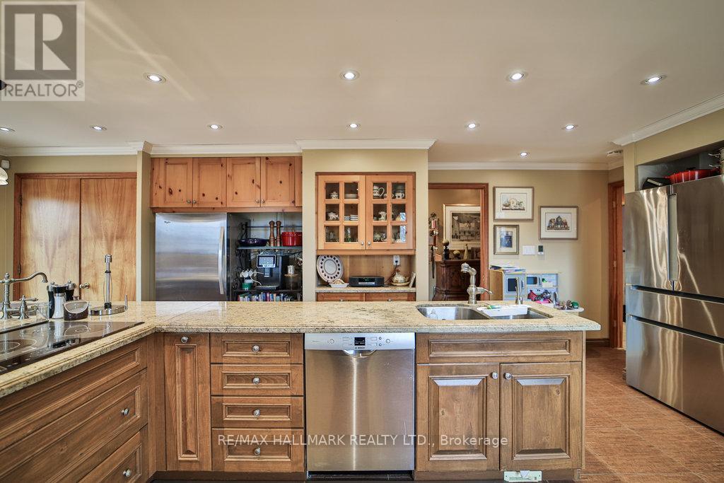 Kitchen - 14728 Heritage Road, Caledon, ON