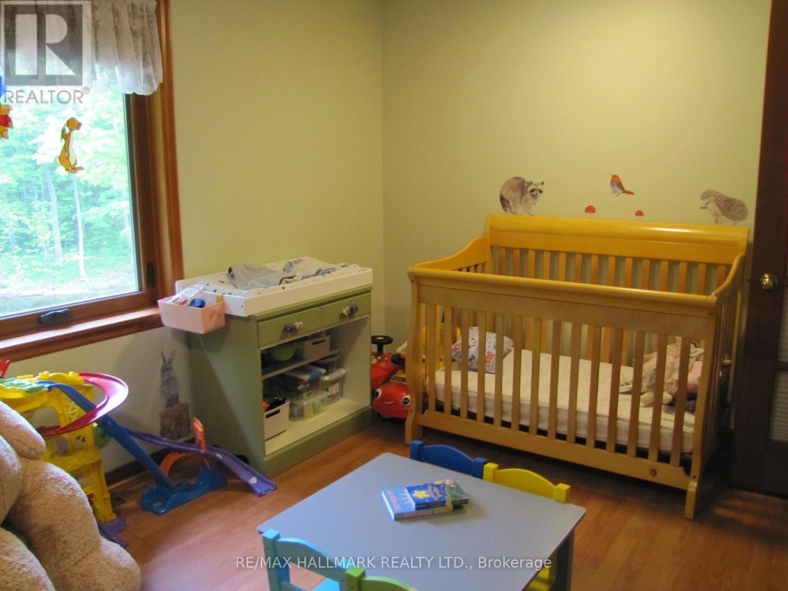 Bedroom 3 with Murphy Bed/Nursery - 14728 Heritage Road, Caledon, ON