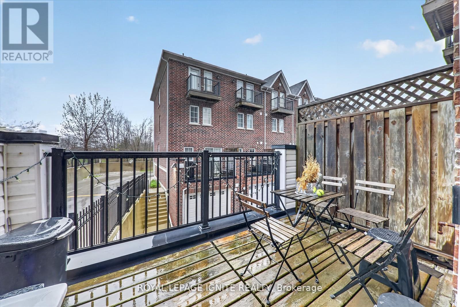 95 - 117A The Queensway, Toronto, ON - Outdoor