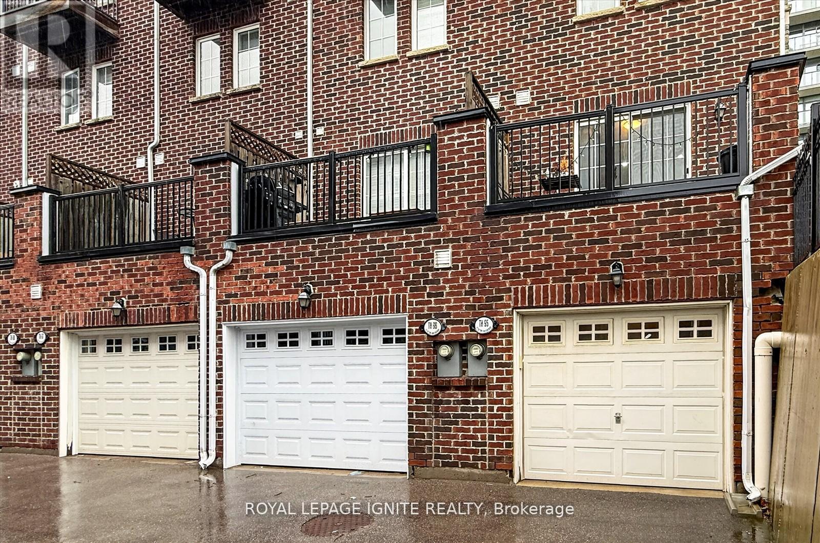 95 - 117A The Queensway, Toronto, ON - Outdoor