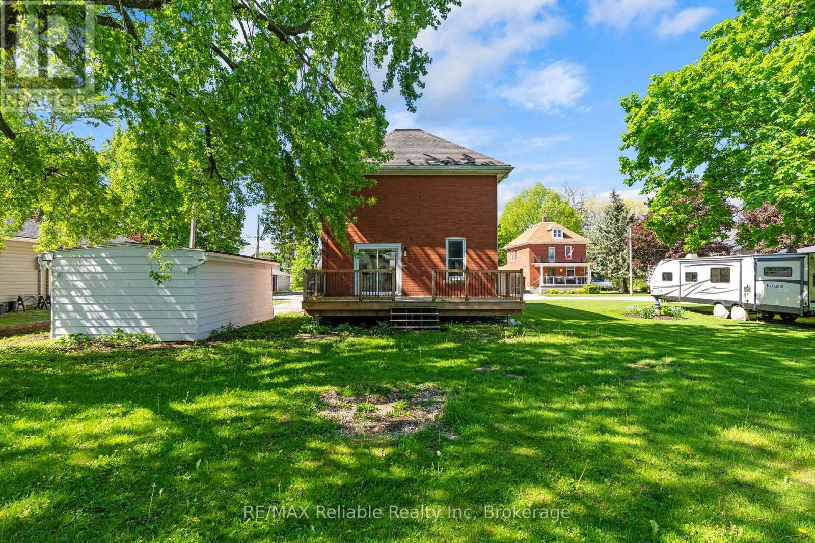 185 Trafalgar Street, West Perth (Mitchell), ON - Outdoor With Deck Patio Veranda