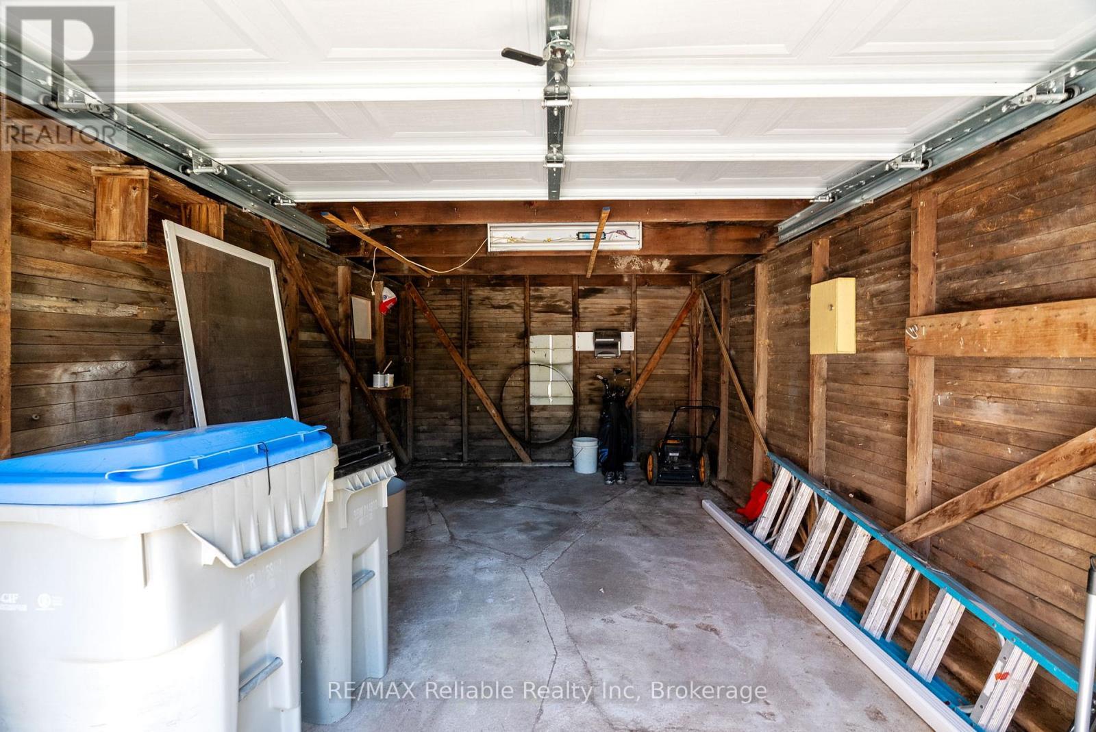 185 Trafalgar Street, West Perth (Mitchell), ON - Indoor