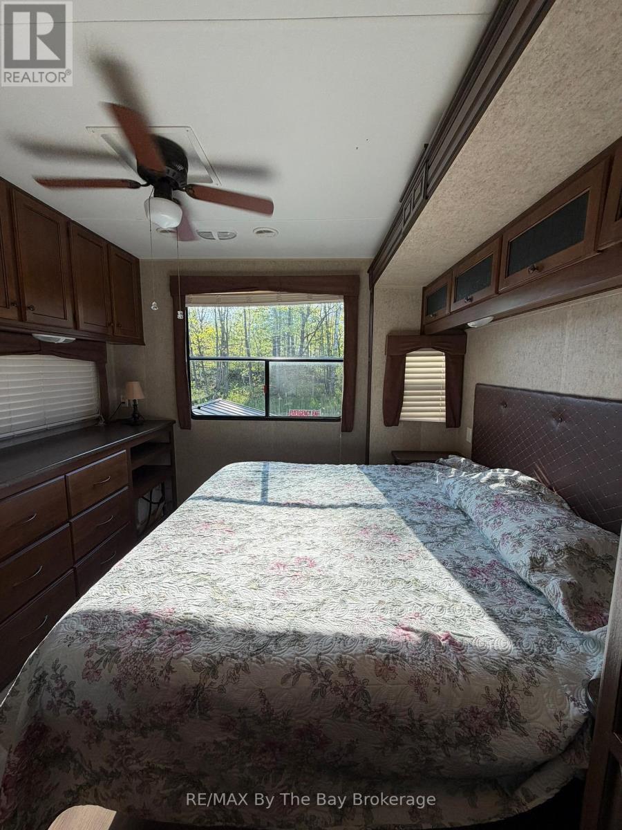 55 - 170 Linton Road, Georgian Bay (Baxter), ON - Indoor Photo Showing Bedroom