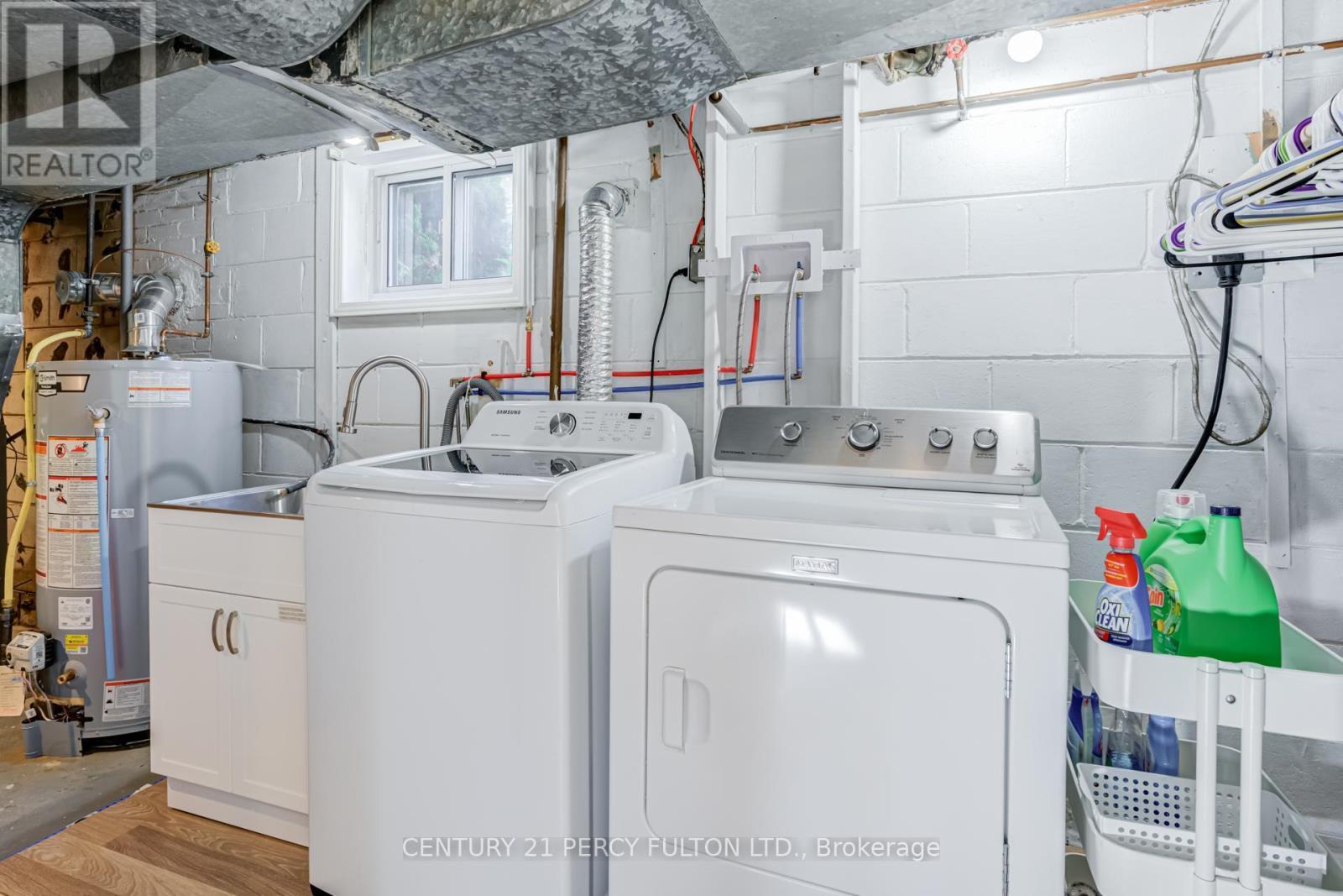 10 Mendip Crescent, Toronto, ON - Indoor Photo Showing Laundry Room