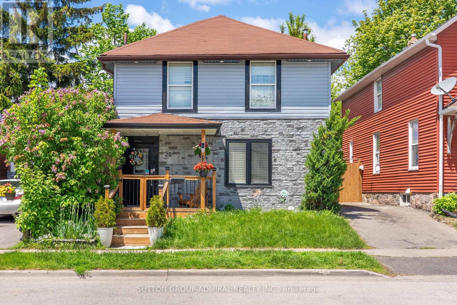20 Brock Street E, Oshawa, ON - Outdoor