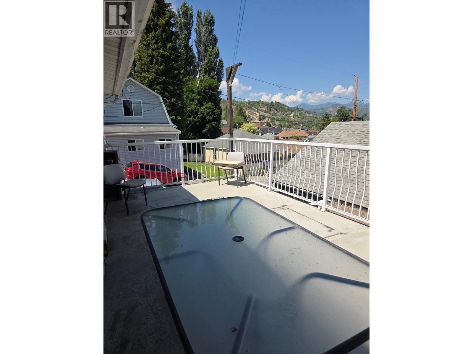 304 Mcanally Street, Trail, BC - Outdoor