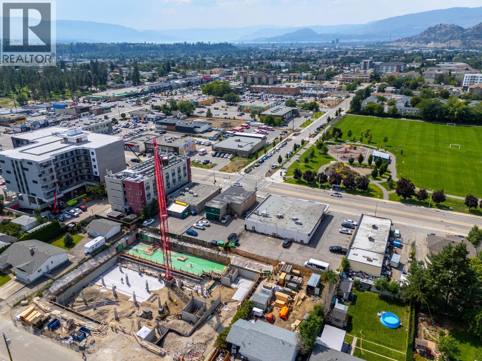 213-219 Rutland Road N, Kelowna, BC