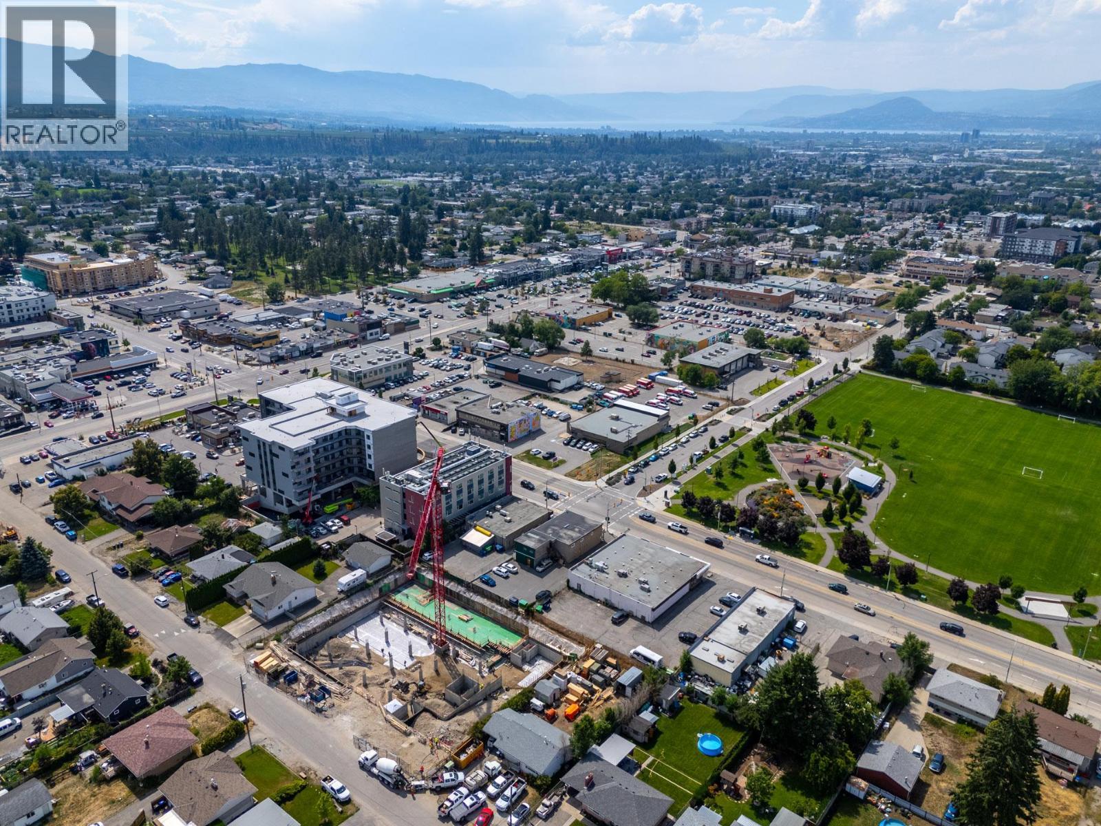 213-219 Rutland Road N, Kelowna, BC